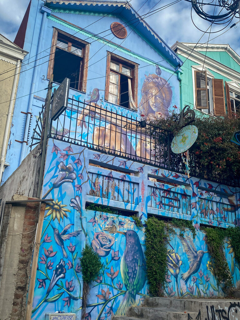 Mural Artistico de Valparaiso en Cerro Alegre